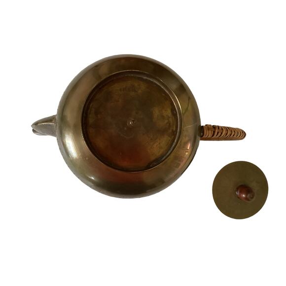 Etched Brass Vintage Teapot Woven Wrap Handle India Marked - Picture 9 of 10